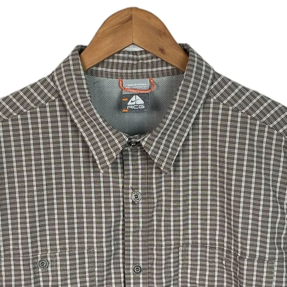 BF853 Mens Nike ACG Athletic Performance Plaid Button Down Shirt XL